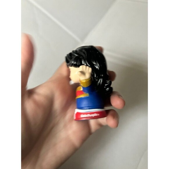 2020 Fisher-Price Little People Wonder Woman - Picture 4 of 5